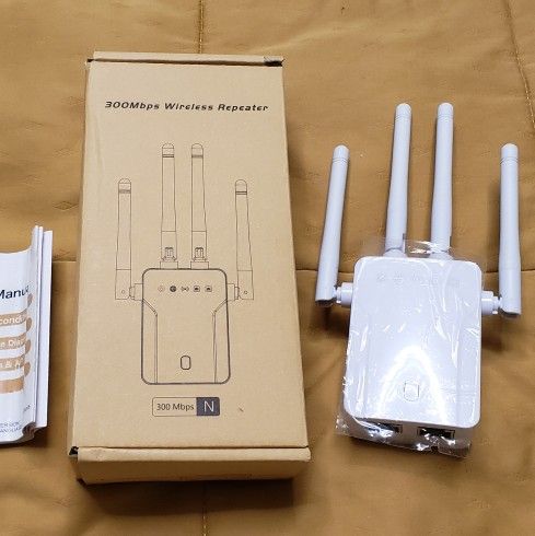 300Mbps Wireless Extender Repeater LIKE NEW!