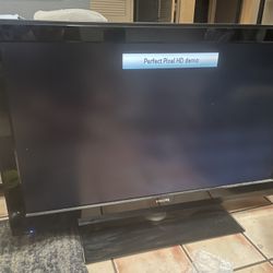58” Phillips Tv