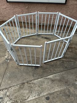 White Metal Pet or Baby Play Yard Pen 16”High