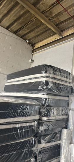 Full mattress