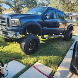 Ford F250 Super Duty 6.0 Turbo Diesel KC  Turbo  On 37’s  8 Inch Lifted Sinister Diesel Rough Country 04’!!!