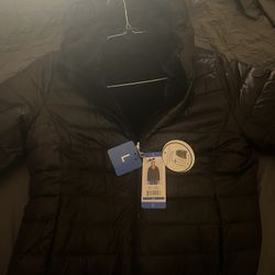 New Andrew Marc Women’s Jacket Size Lrg Asking 45 Obo
