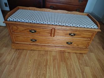 Chest Storage Seat