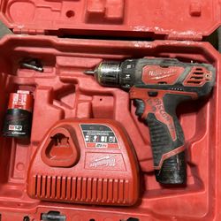 Milwaukee M12 2407-20 Cordless Drill/Driver - Red