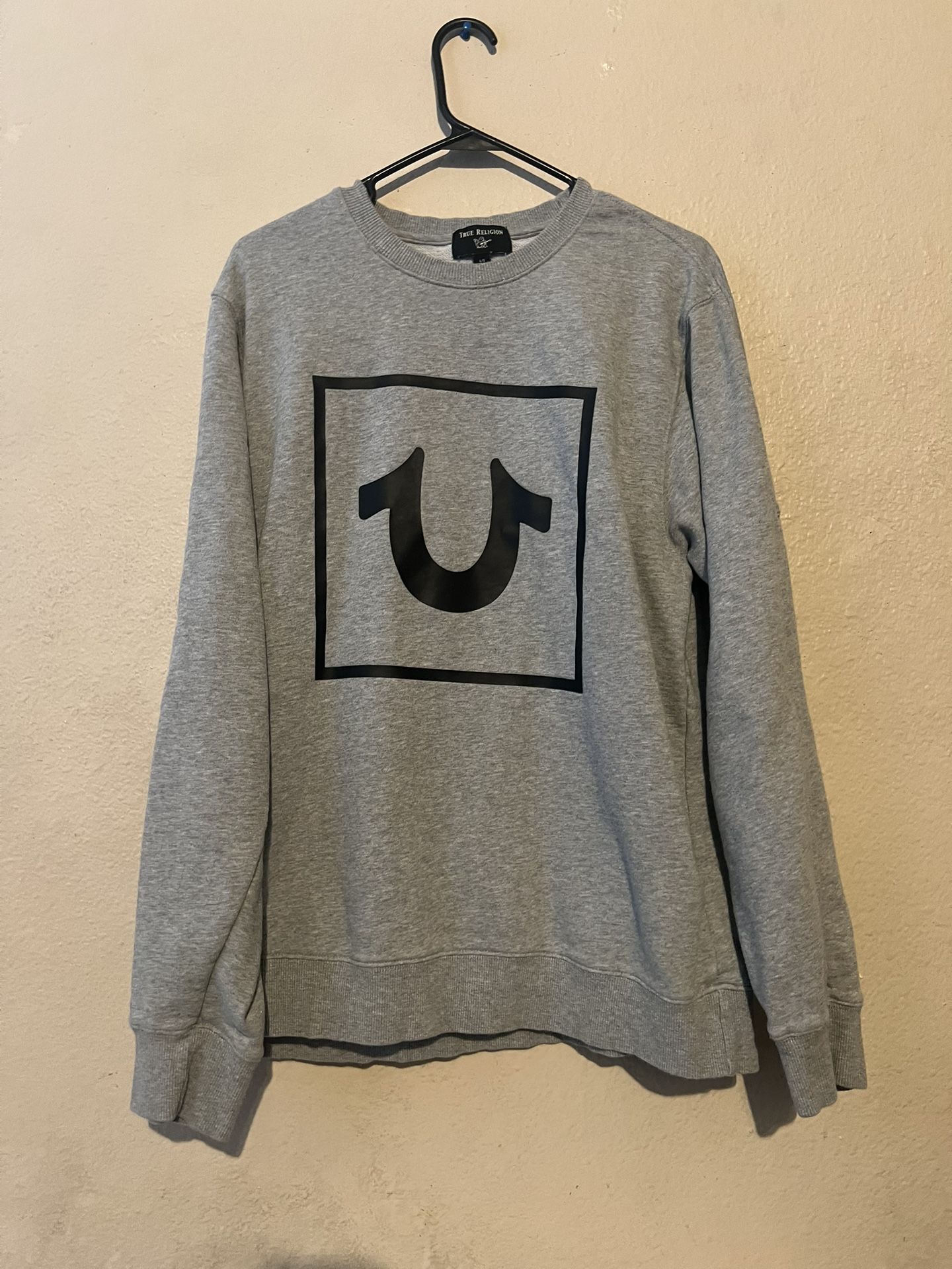 Grey true religion sweatshirt size L no stains