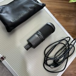 Audio Technica AT2020USB Mic
