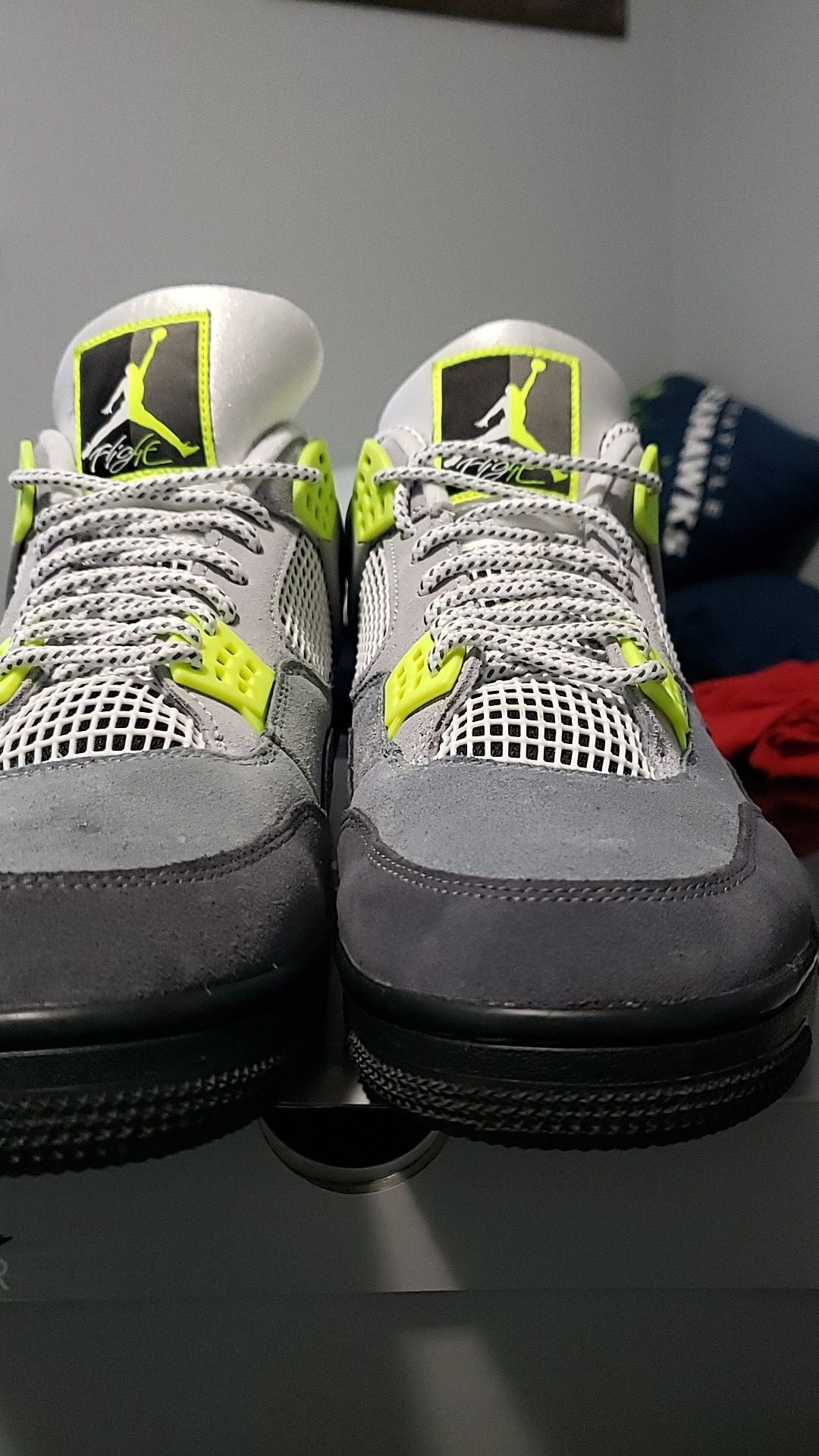 Jordan 4 Retro