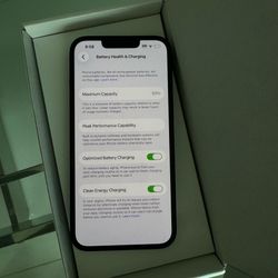 iPhone 13 128GB Midnight - Great Condition, 93% Battery