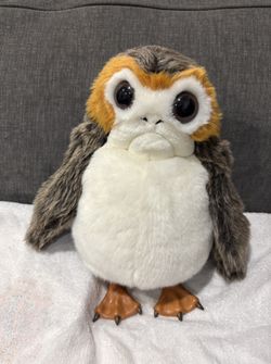 Disney Star Wars Galaxy’s Edge Porg Plush Moving Talking Puppet