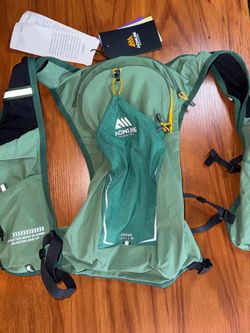 Aonijie running hydration vest