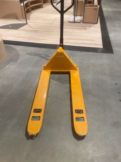 Pallet jack