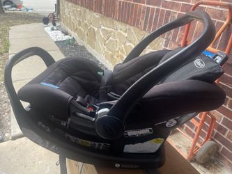 Graco baby car seats(two)