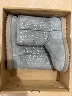 New UGG BOOTS