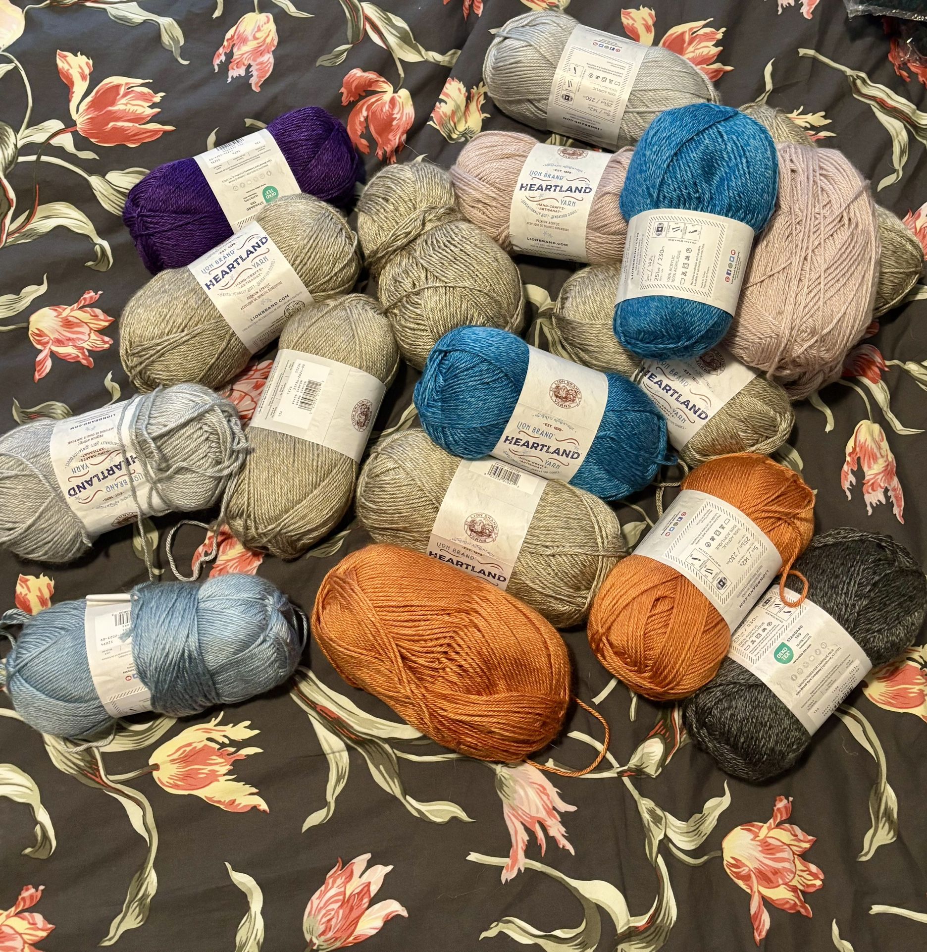 Unused Yarn Lot 1