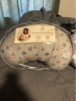 free Breast feeding pillow.