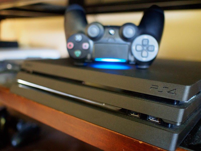 new ps4 comes with alot of games on account and controller