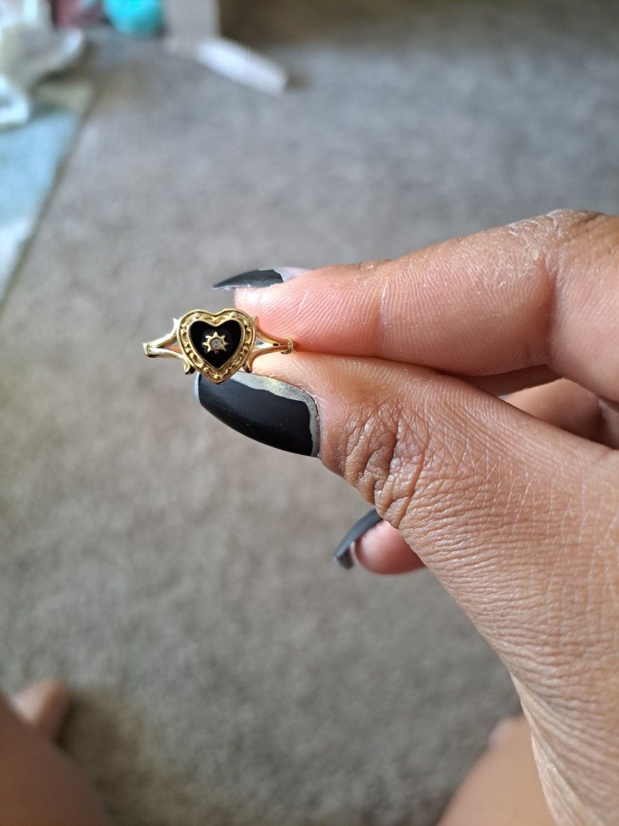 Gold Plated Heart Ring Size 11