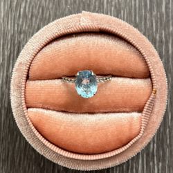 Elegant Oval Blue Topaz Ring