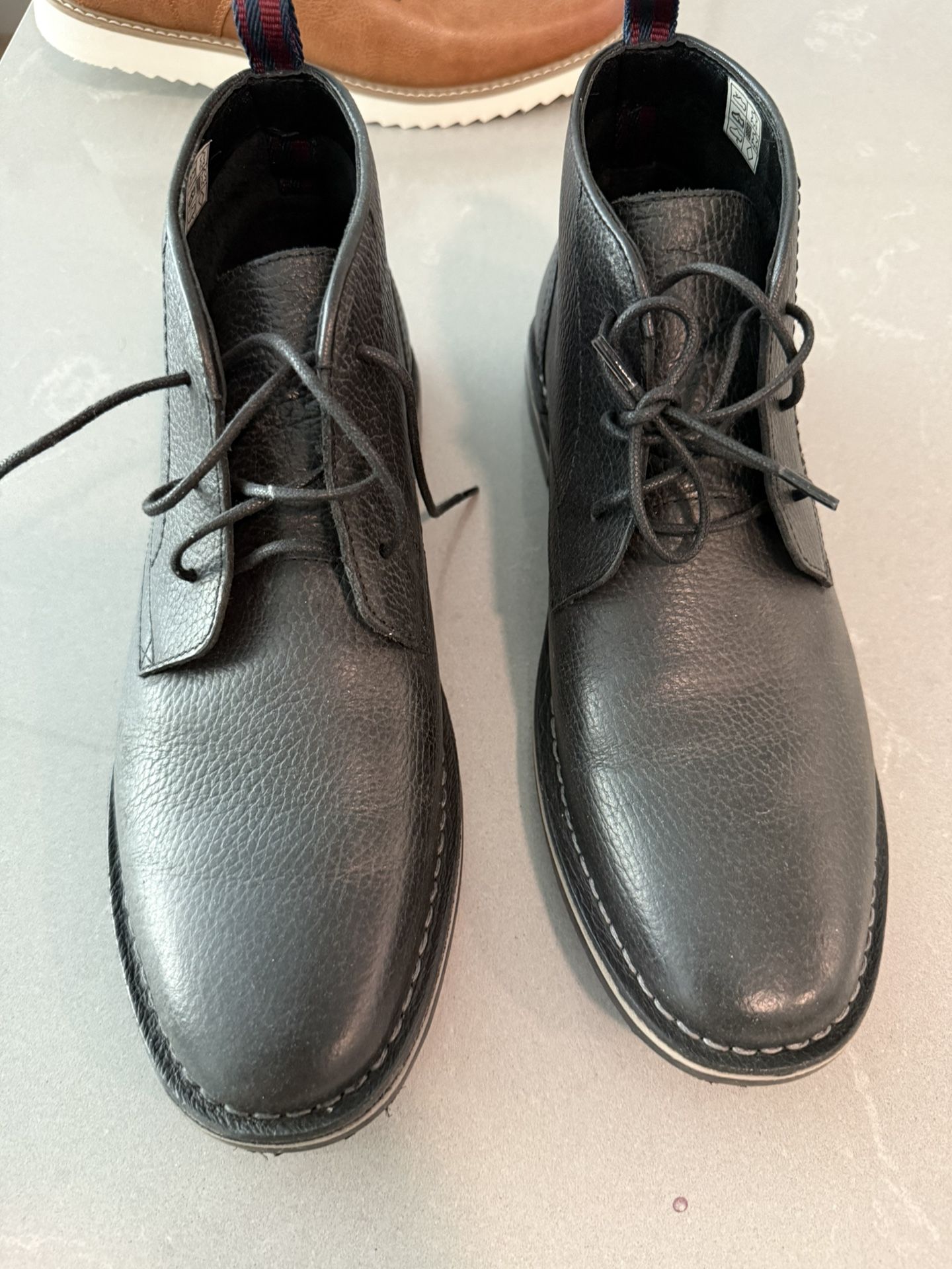 Brand New Ben Sherman Leather Chukka Boots – Size M (Never Worn)