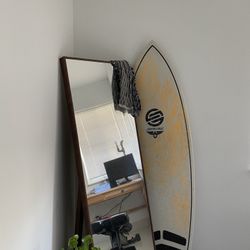 5’10” Santa Cruz Epoxy Surfboard