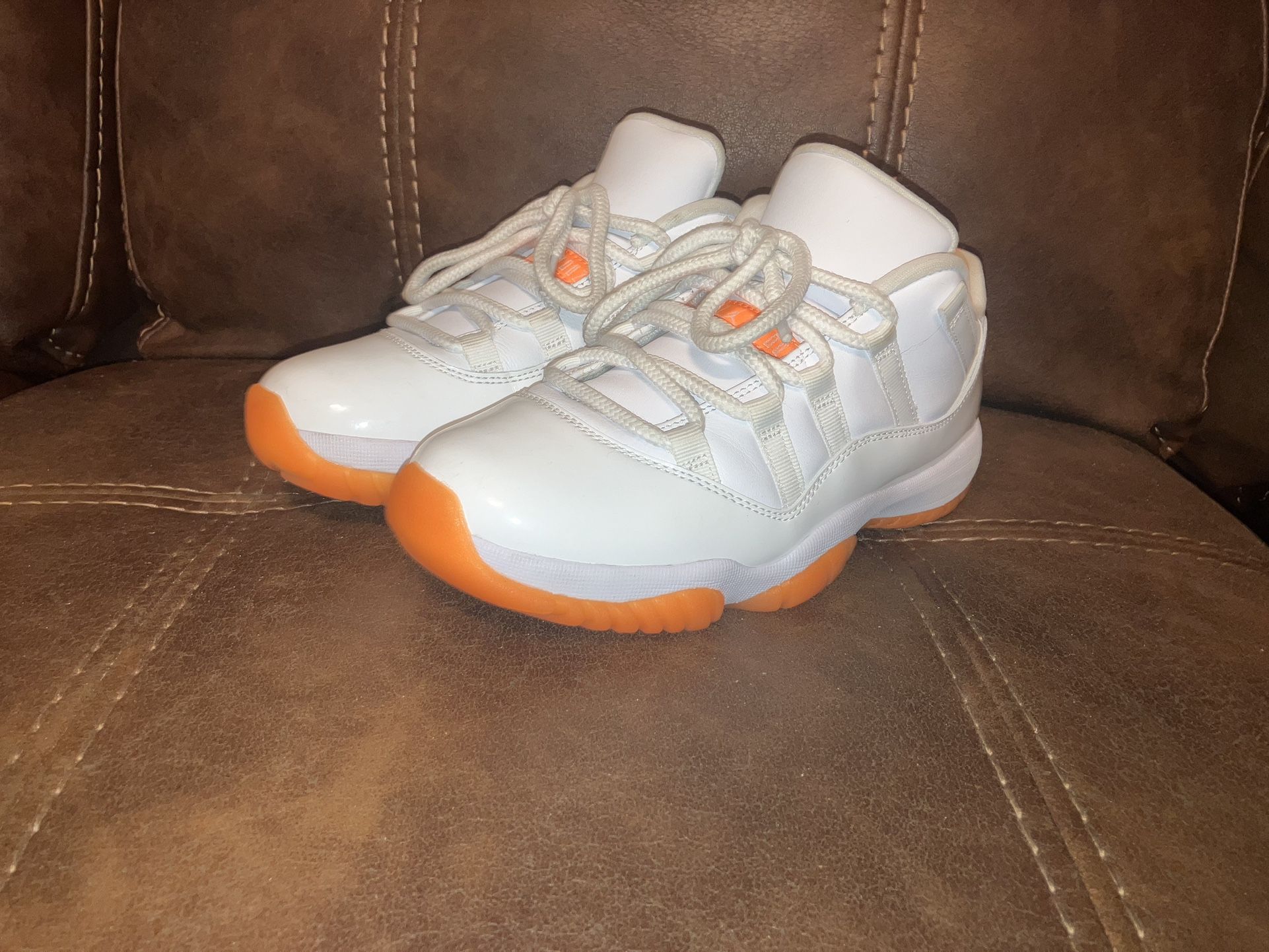 Jordan 11 Low “Citrus” Size 7.5 Women’s