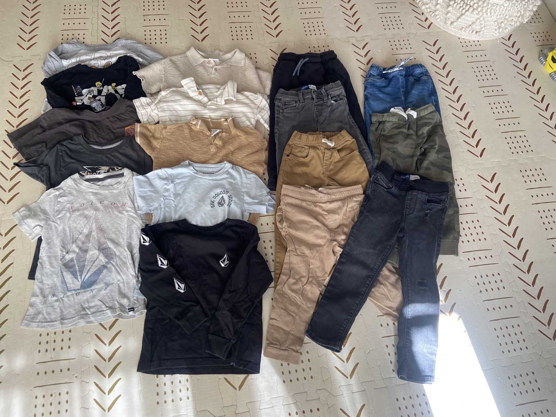 Little Boys Clothes Bundle Size 4