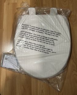 C0600 round toilet 16 inches