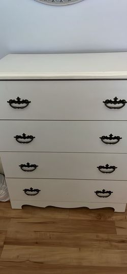 4 drawer chest