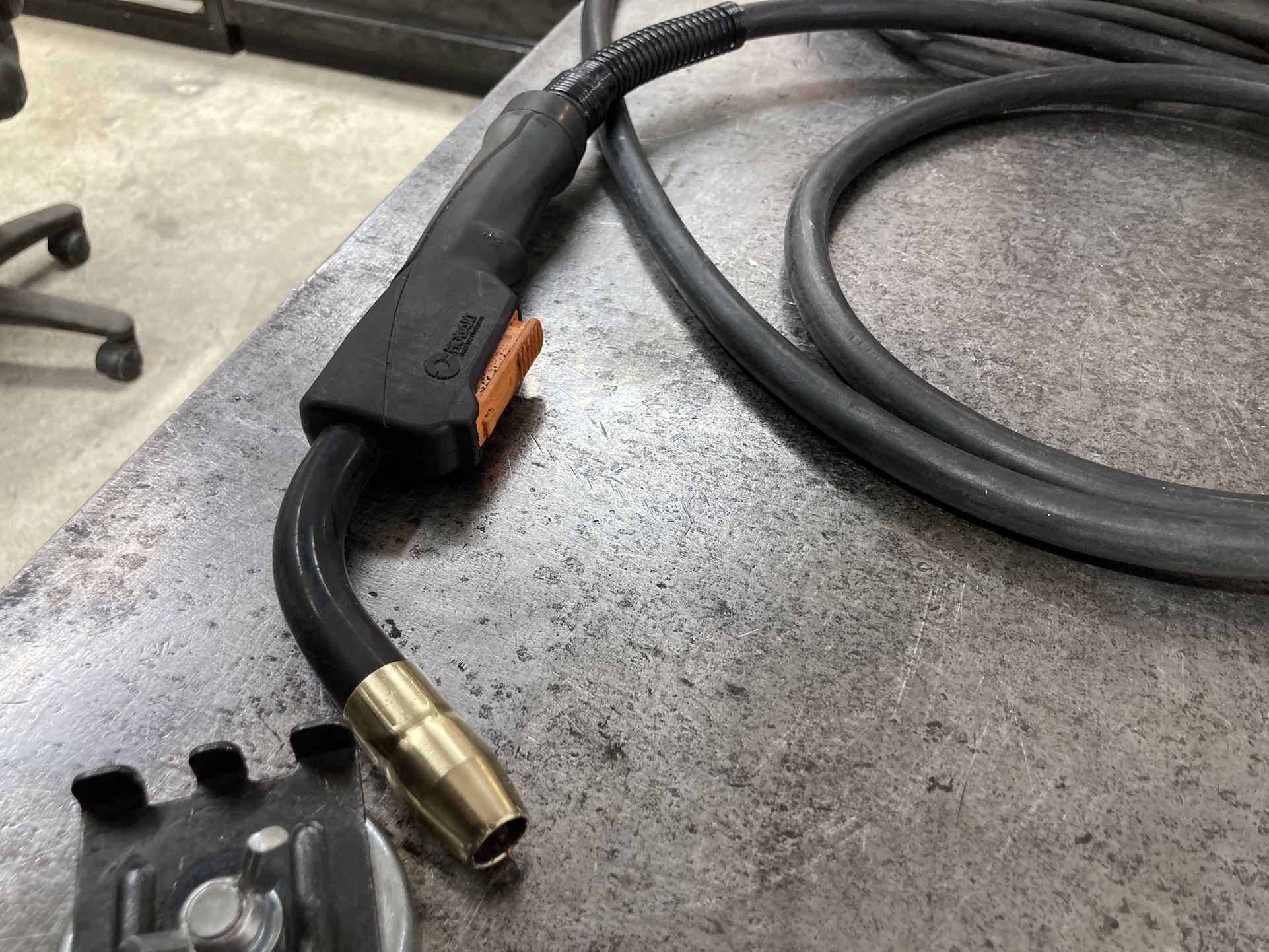 Hobart 190 Mig Wire Welder 230V w/ FREE Spoolgun for Sale in Las Vegas