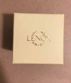 Jewelry boxs, gift box. Lenox