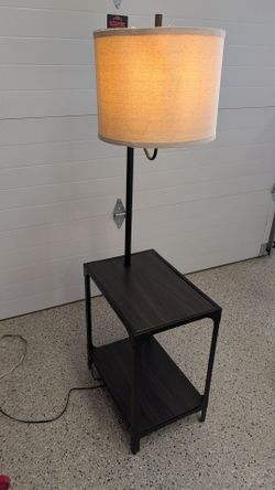End table with built in lamp