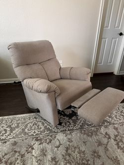Living Spaces Rocker Recliner Barden for Sale in Cedar Park TX