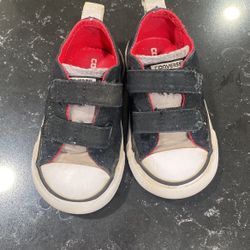 Converse toddler size 4