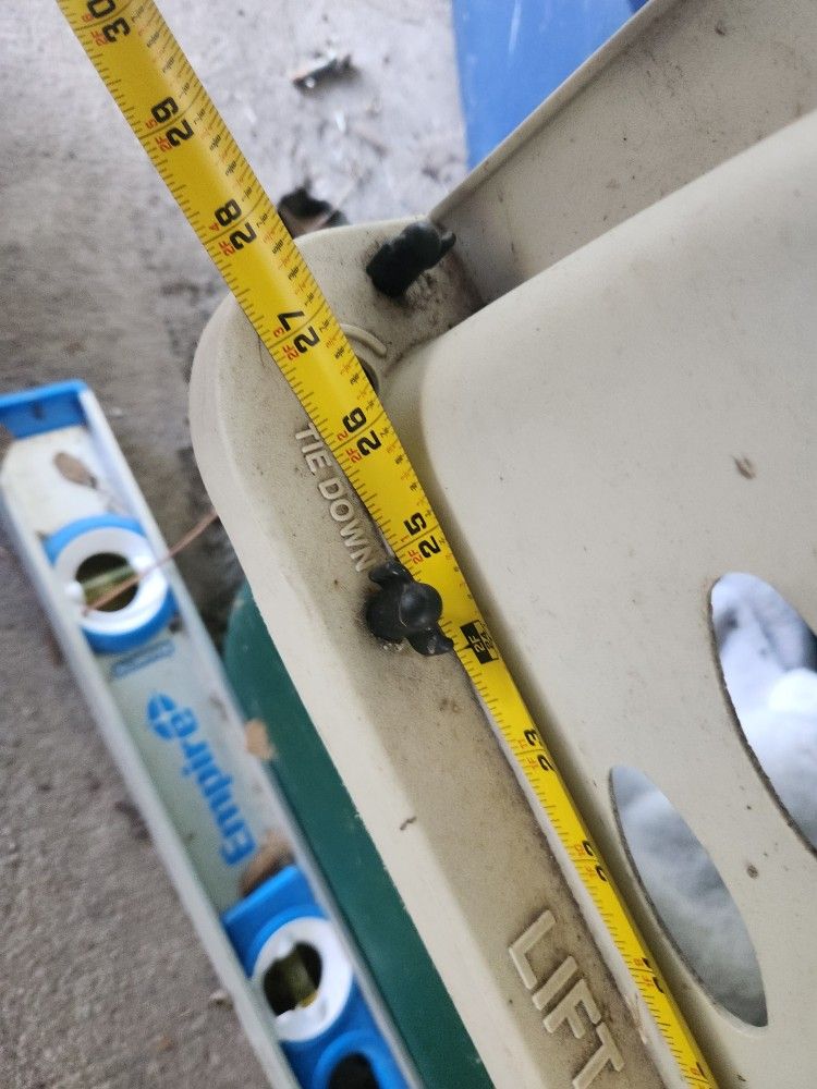 Small Dog Kennel- Hard Plastic