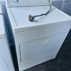 1 lavadora y dos secadoras