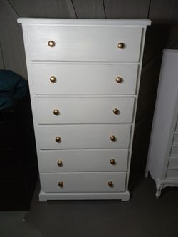 TALL DRESSER
