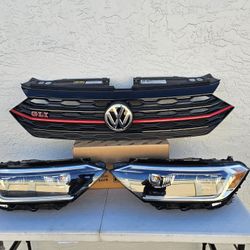 Volkswagen Jetta Headlights &Grille 