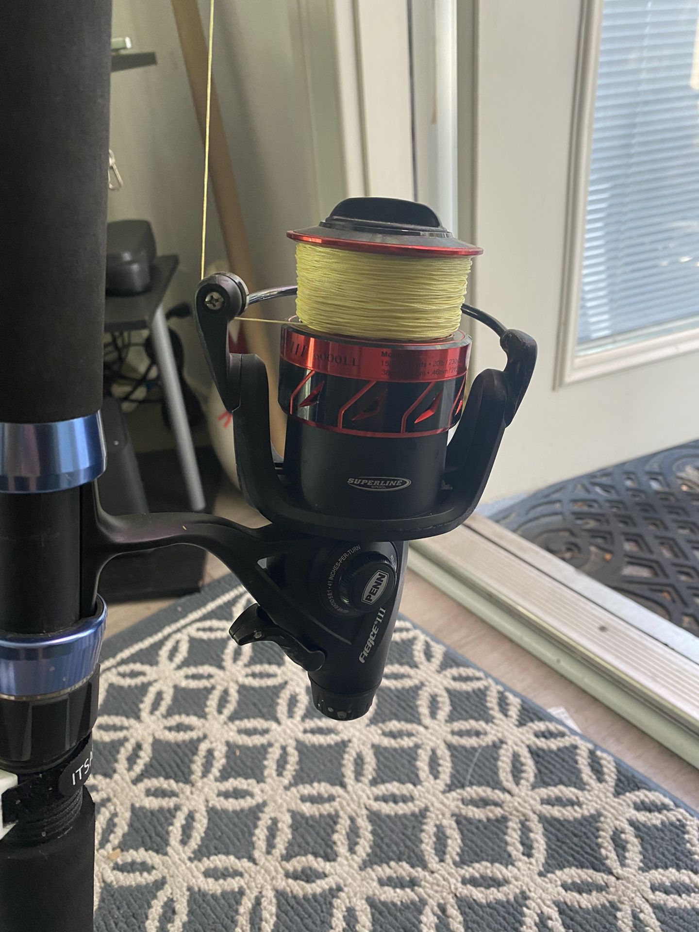 Penn Feirce III W/ Liveliner And Pro Sabre Rod Combo