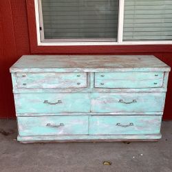 6 Drawer Dresser