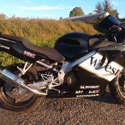 2005 Honda CBR 600 F4i
