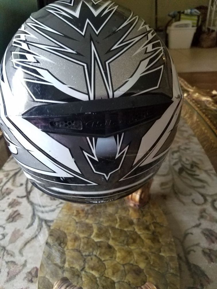 Size M dirt bike motorcross helmet