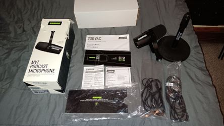 Shure MV7 Podcast Microphone & Stand
