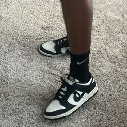 Black And White Nike Dunks 