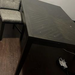 Dinning Table With 6 Chairs 