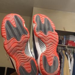 Jordan 11 Low Bred Concord