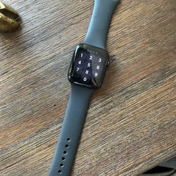 Apple Watch SE 2nd Generation 44mm LTE