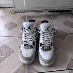 Jordan 4 Military Black