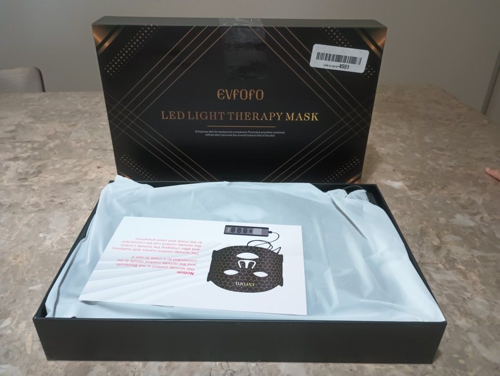 EVFOFO Light Therapy Mask for Face, 7 Colors