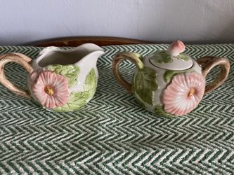 Fitz and floyed vintage sugar and creamer set