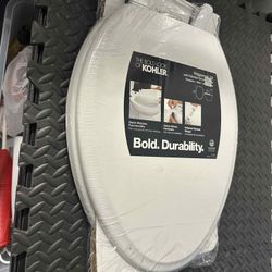 Brand New Kohler Ridgewood Toilet Seat